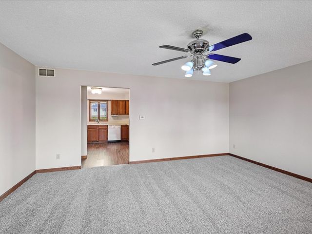 510 B Avenue, Atkins, IA 52206