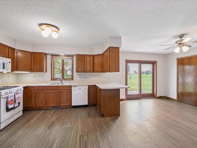 510 B Avenue, Atkins, IA 52206