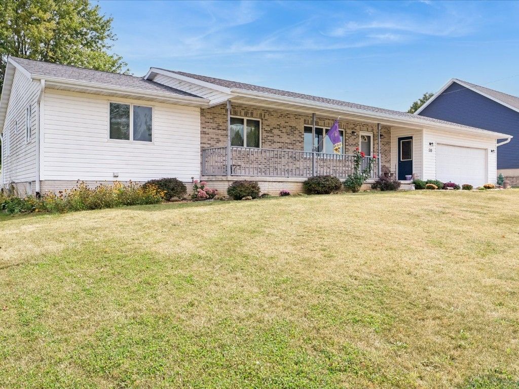 510 B Avenue, Atkins, IA 52206