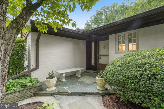 5512 UPPINGHAM ST, Chevy Chase, MD 20815