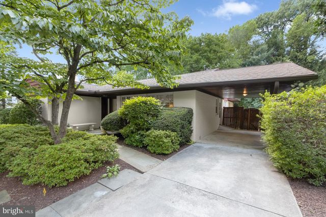 5512 UPPINGHAM ST, Chevy Chase, MD 20815