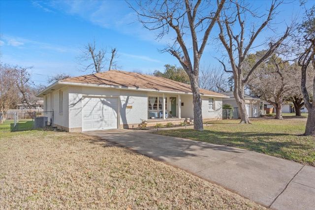 1307 N 62nd Street, Waco, TX 76710