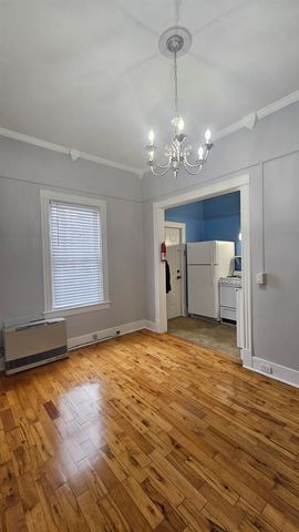 25 Intervale Avenue, Burlington, VT 05401