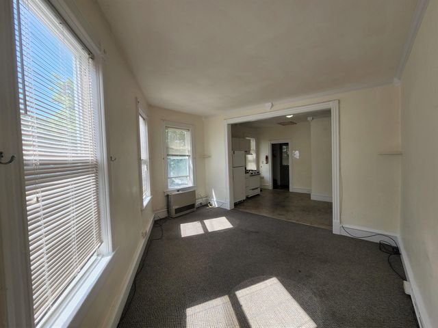 25 Intervale Avenue, Burlington, VT 05401
