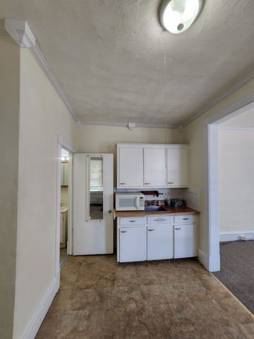 25 Intervale Avenue, Burlington, VT 05401