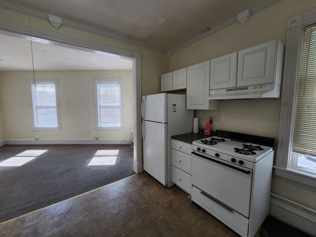 25 Intervale Avenue, Burlington, VT 05401