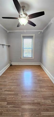 25 Intervale Avenue, Burlington, VT 05401