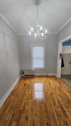 25 Intervale Avenue, Burlington, VT 05401