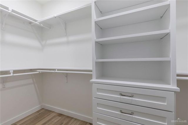 5831 N 44th Lane, Mcallen, TX 78504