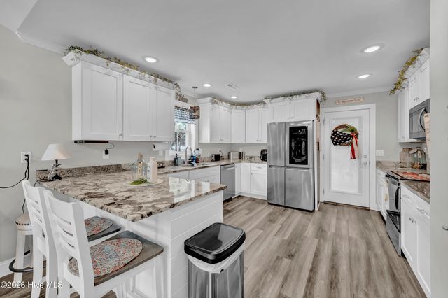 1497 E Boiling Spring Road, Southport, NC 28461