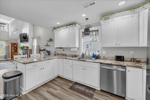 1497 E Boiling Spring Road, Southport, NC 28461