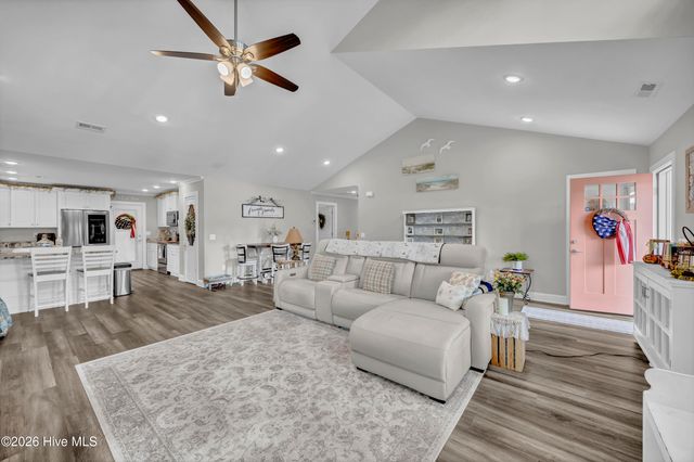 1497 E Boiling Spring Road, Southport, NC 28461