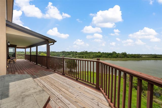 303 Winkler Street, Baytown, TX 77520