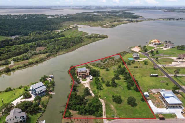 303 Winkler Street, Baytown, TX 77520