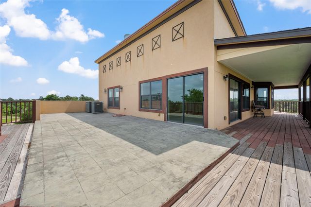 303 Winkler Street, Baytown, TX 77520