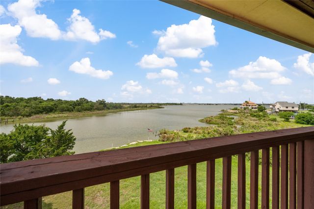 303 Winkler Street, Baytown, TX 77520