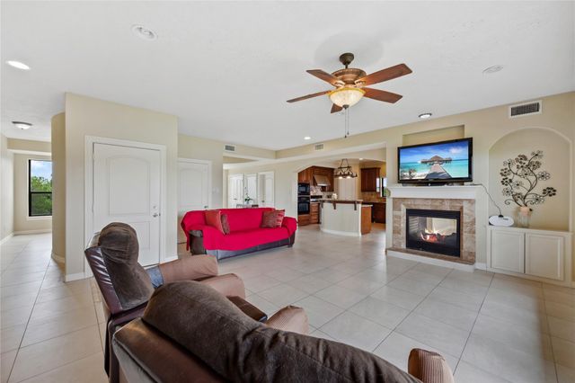 303 Winkler Street, Baytown, TX 77520