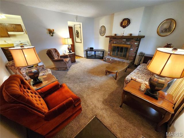 5120 BUENA Street, Granite City, IL 62040