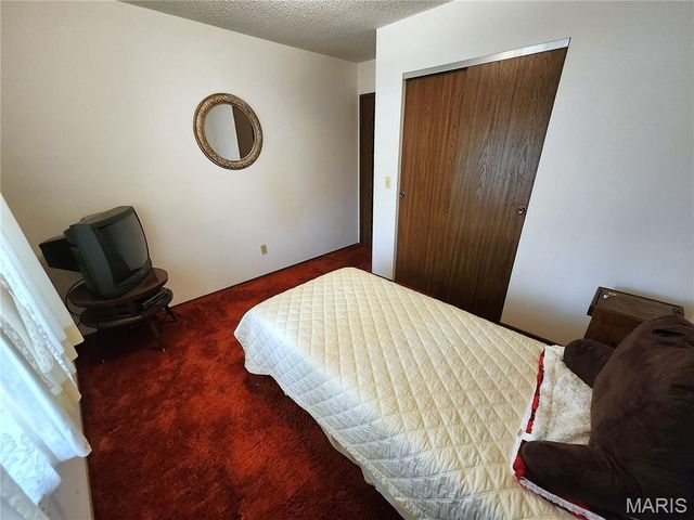 5120 BUENA Street, Granite City, IL 62040