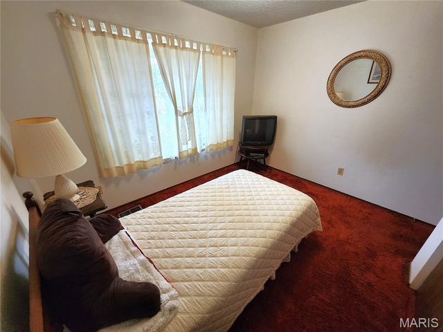 5120 BUENA Street, Granite City, IL 62040