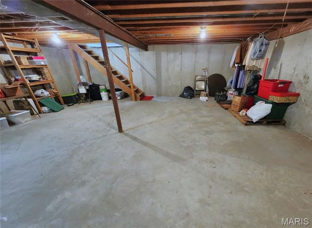 5120 BUENA Street, Granite City, IL 62040