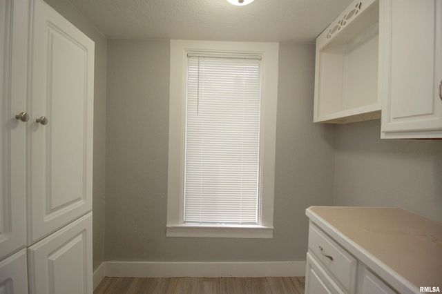 817 MARQUETTE Street, Davenport, IA 52802