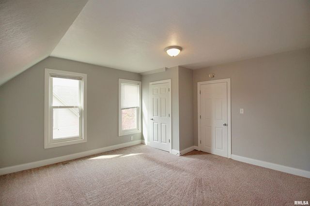 817 MARQUETTE Street, Davenport, IA 52802