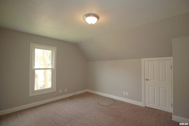 817 MARQUETTE Street, Davenport, IA 52802