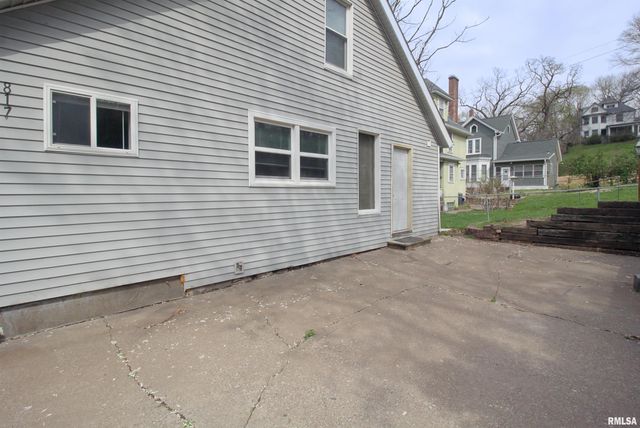817 MARQUETTE Street, Davenport, IA 52802
