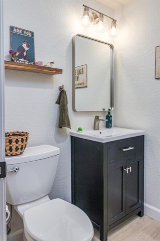 3080 Carmel Bay Rd, West Sacramento, CA 95691