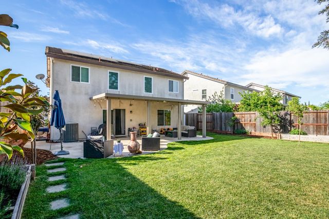 3080 Carmel Bay Rd, West Sacramento, CA 95691