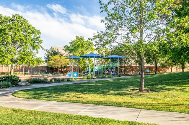 3080 Carmel Bay Rd, West Sacramento, CA 95691