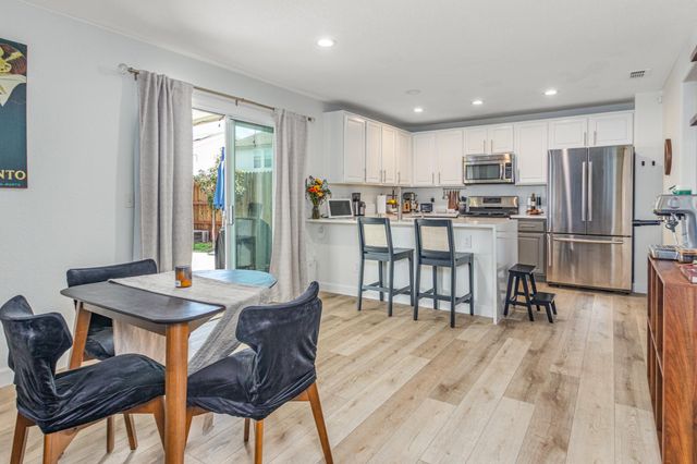 3080 Carmel Bay Rd, West Sacramento, CA 95691