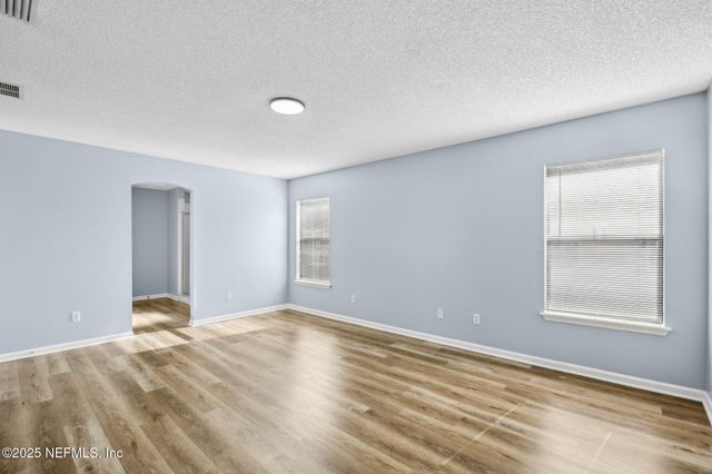 8047 BEAVER CREEK Drive, Jacksonville, FL 32210