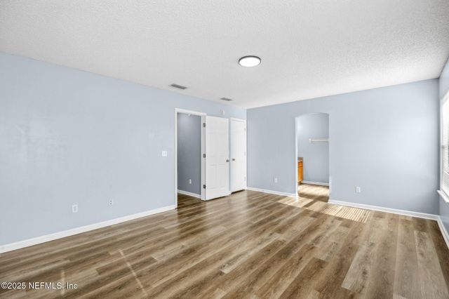 8047 BEAVER CREEK Drive, Jacksonville, FL 32210
