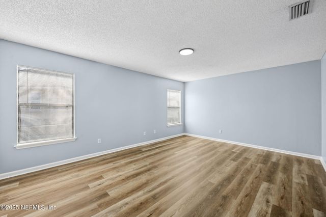 8047 BEAVER CREEK Drive, Jacksonville, FL 32210