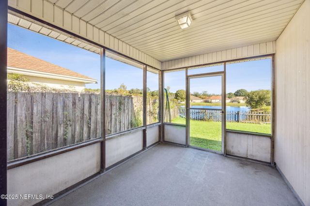8047 BEAVER CREEK Drive, Jacksonville, FL 32210