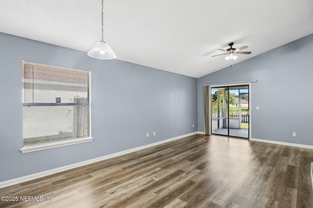 8047 BEAVER CREEK Drive, Jacksonville, FL 32210