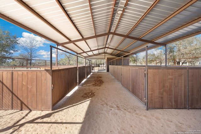 224 County Road 789, Natalia, TX 78059