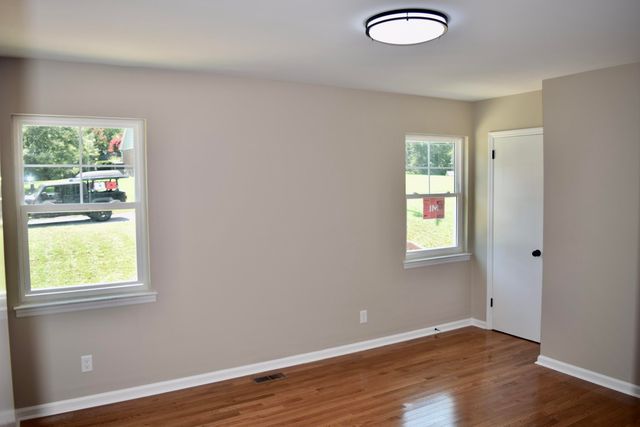 6418 Ridge Lake Road, Hixson, TN 37343