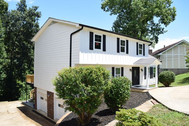 6418 Ridge Lake Road, Hixson, TN 37343