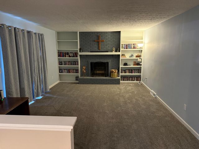 13137 E Crosset Hill Drive, Pickerington, OH 43147