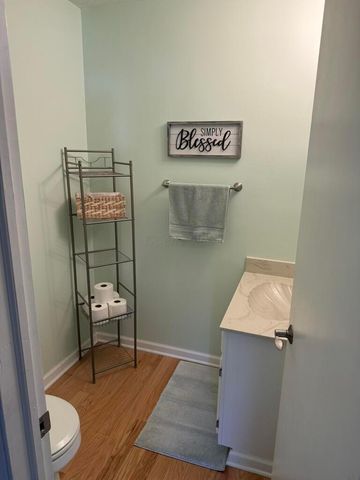 13137 E Crosset Hill Drive, Pickerington, OH 43147