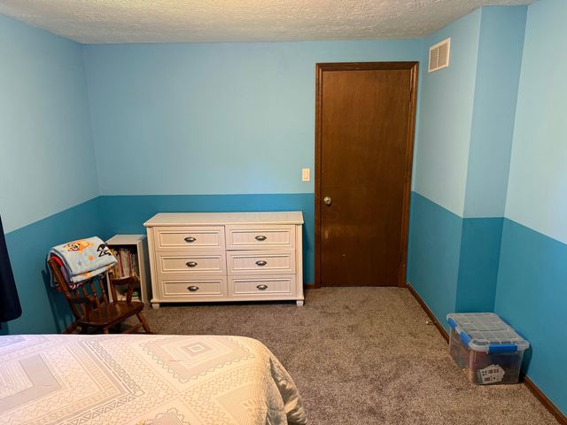 13137 E Crosset Hill Drive, Pickerington, OH 43147