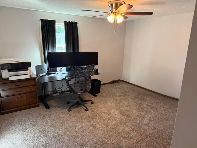 13137 E Crosset Hill Drive, Pickerington, OH 43147