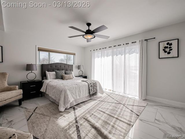 2918 Woodbine Drive, Waterford, MI 48328