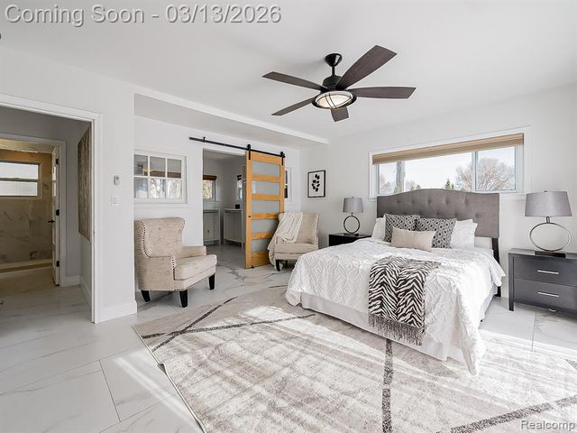 2918 Woodbine Drive, Waterford, MI 48328