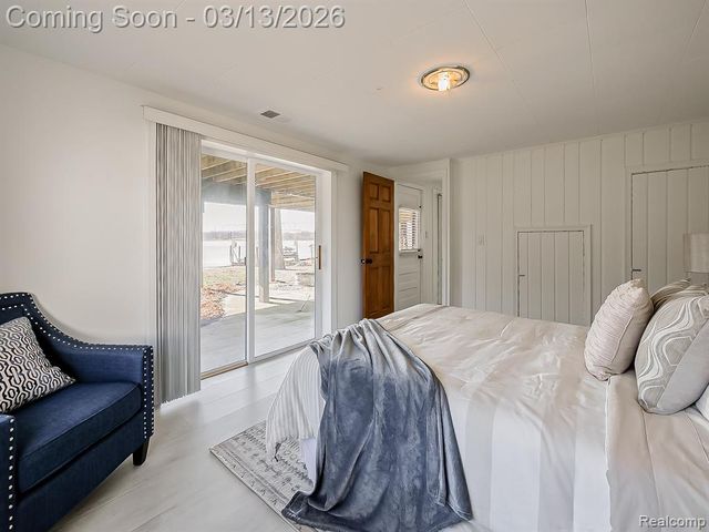 2918 Woodbine Drive, Waterford, MI 48328