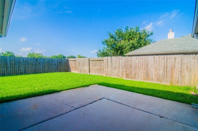 5105 Caprock Drive, Pearland, TX 77584