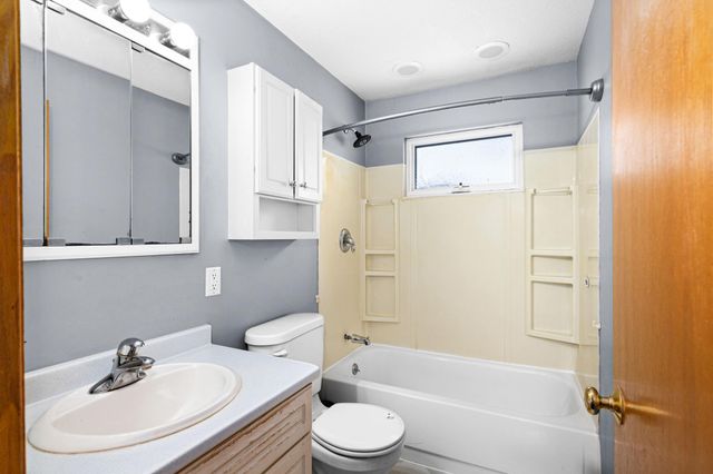 525 Slate Street, Cloquet, MN 55720